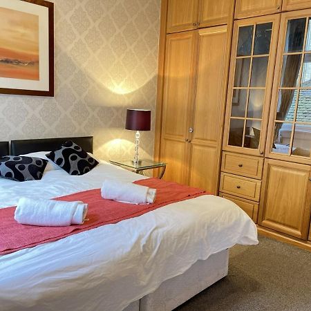 Royal Mile Mansions 2 Bedroom - Edinburgh City Centre エクステリア 写真