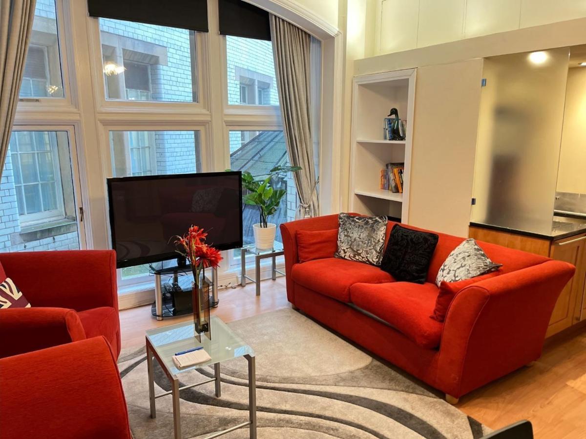 Royal Mile Mansions 2 Bedroom - Edinburgh City Centre エクステリア 写真